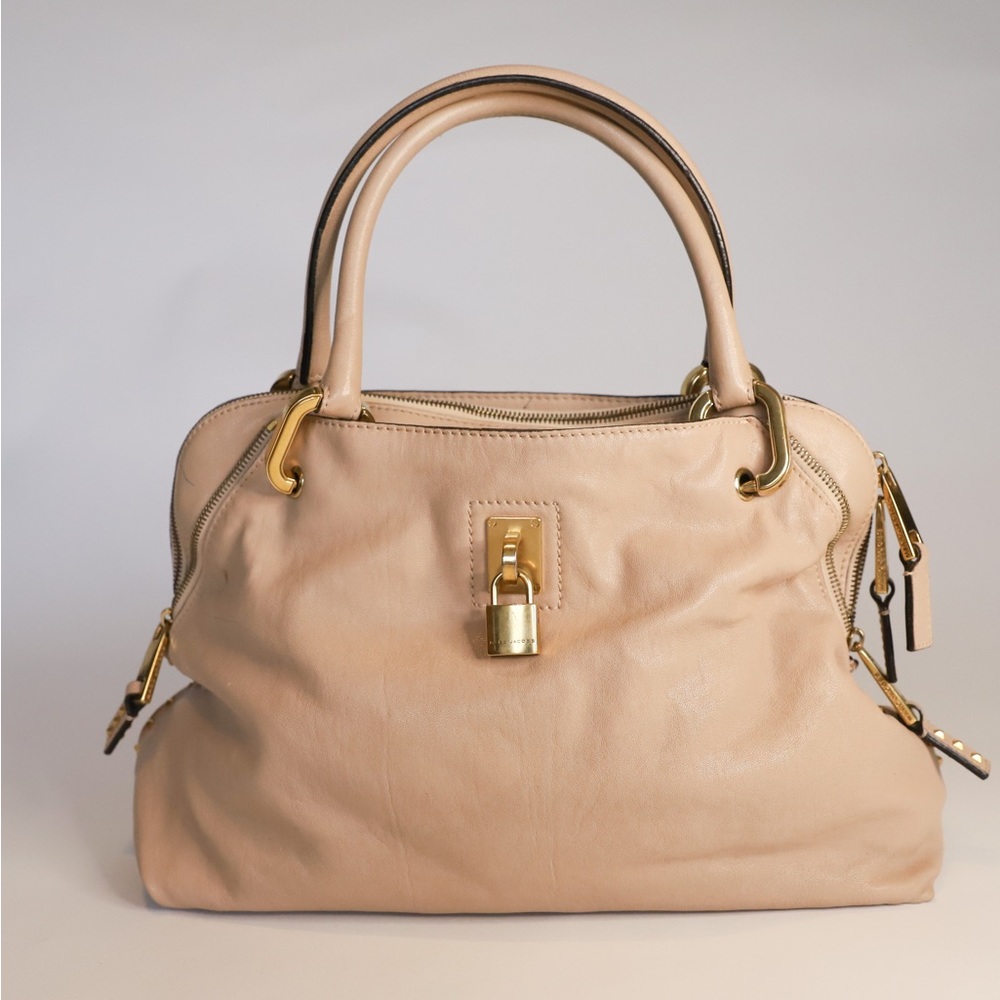 Vintage Marc Jacobs leather padlock shoulder tote bag.